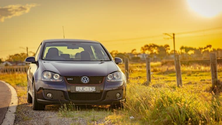 Golf 5 uz zalazak Sunca