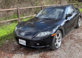 Crna Mazda RX-8