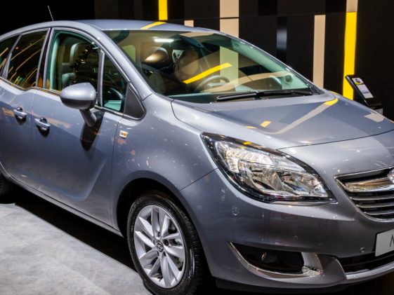 Siva Opel Meriva na auto moto sajmu u Bruxellesu