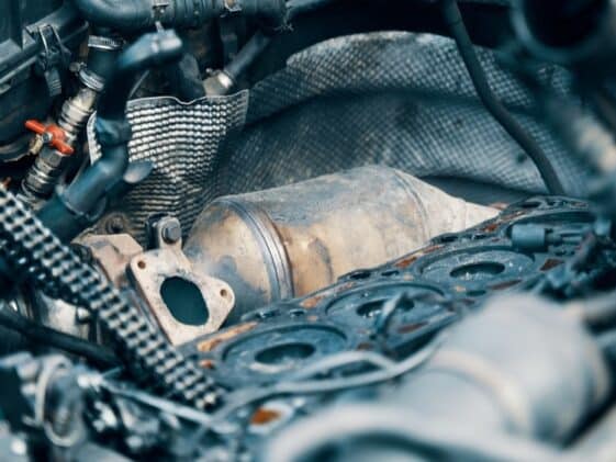 Kako očistiti motor od čađi? Evo 7 provjerenih metoda