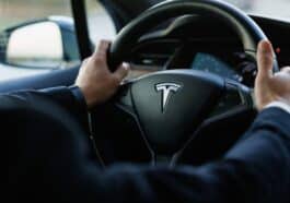 Zašto su električni auti sve popularniji? Top 11 motiva