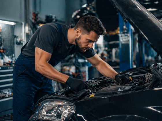 Kvar na autu: Brzi vodič za hitne situacije!